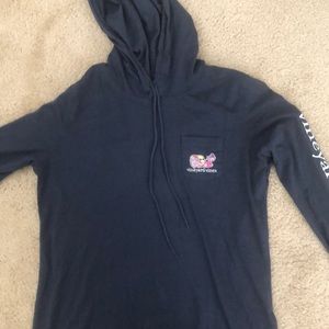 Vineyard vines hoodie